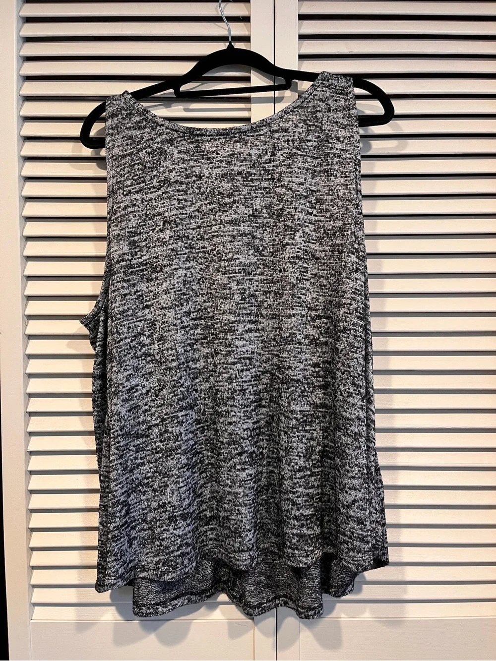 Old Navy - Women's Gray Marled Sleeveless Knit Tank Top - Grey, Black and White